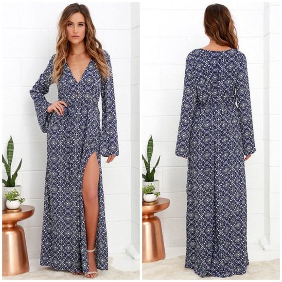 Lulu’s Mandala Daydream Blue Print Maxi Dress sz M - Picture 6 of 15